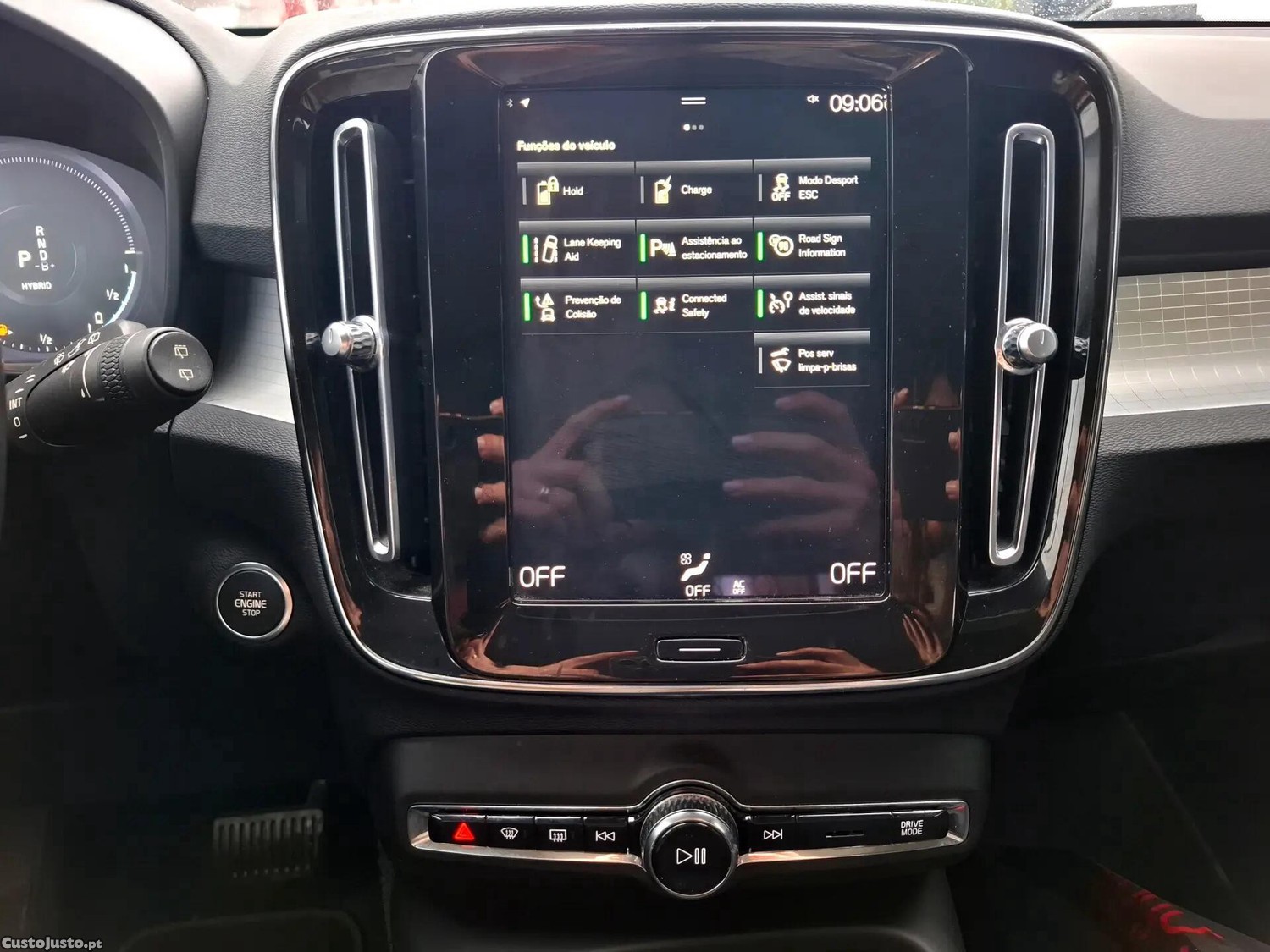 Volvo XC 40 1.5 T5 PHEV Inscription Expression — fotografia 3