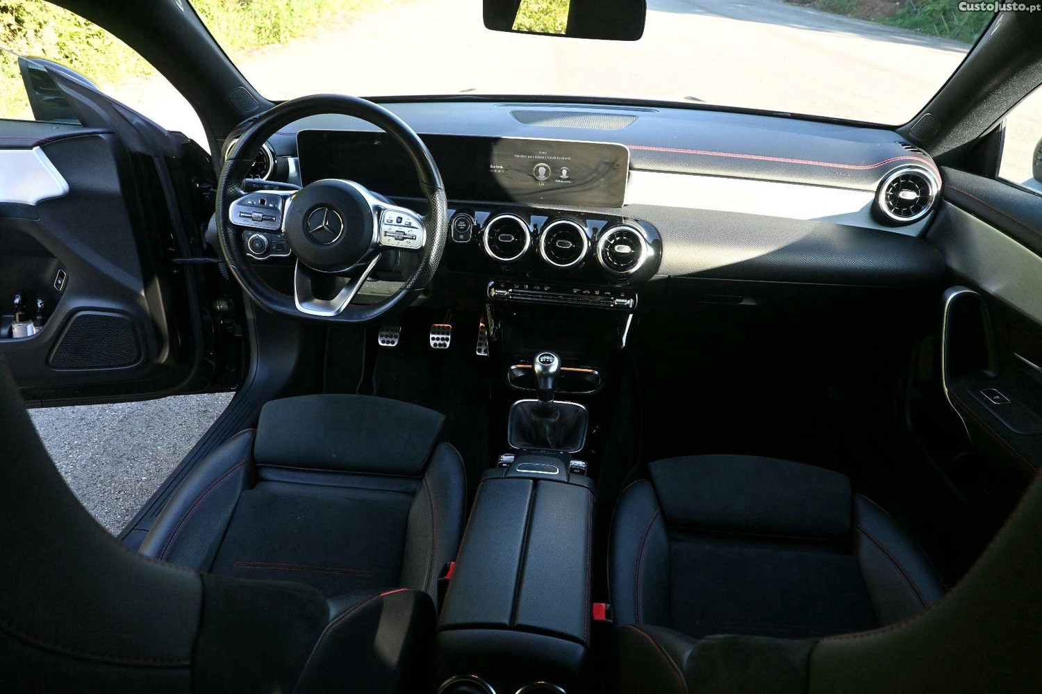 Mercedes-Benz CLA 180 d Shooting Break AMG Line - 20 foto 5