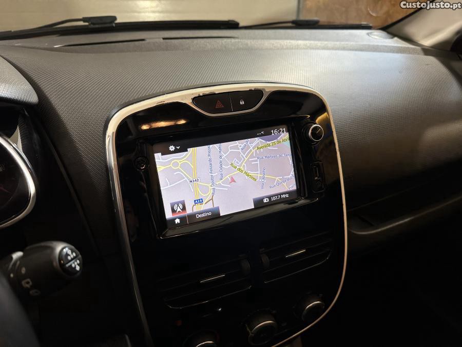 Renault Clio 0.9 TCE — fotografia 7
