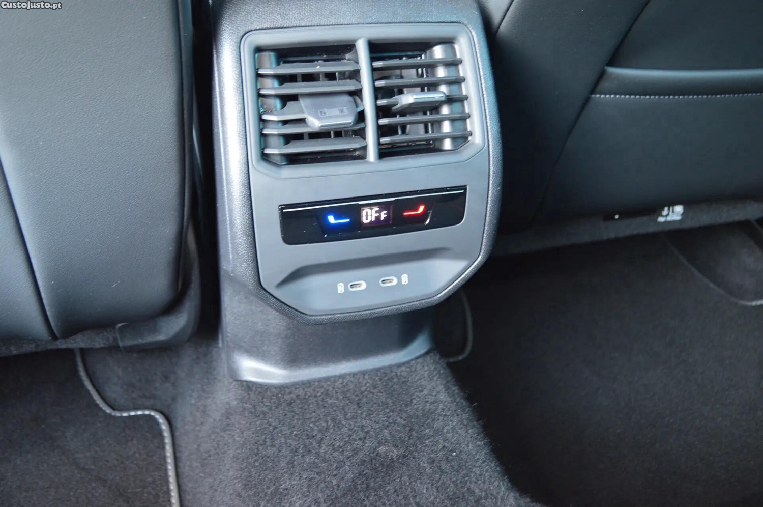 SEAT Leon 1.5 TSI e-Hybrid FR DSG — fotografia 3