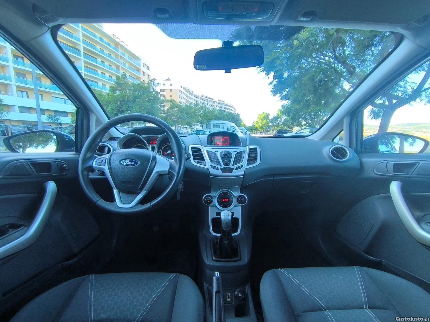 Ford Fiesta Ford Fiesta 1.2 gasolina 120mil km Dist.mudada — photo 5