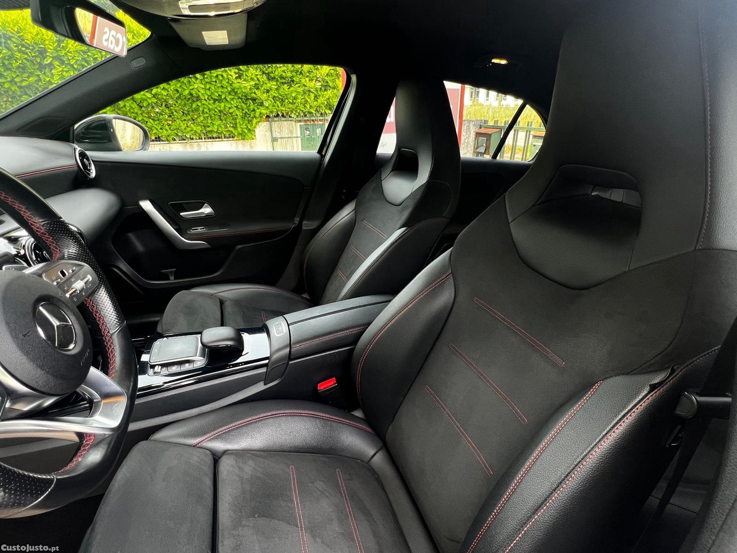 Mercedes-Benz A 180 A180 D AMG Line Automático — fotografia 11