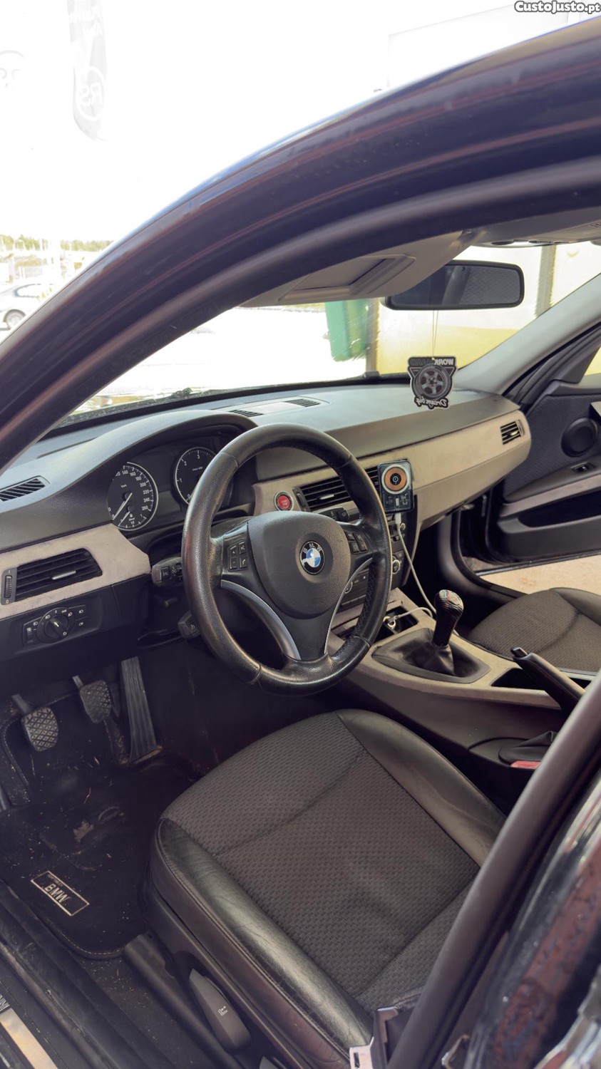 BMW 318 BMW 318D Facelift — photo 4