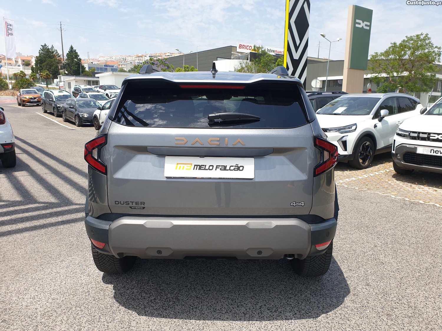 Dacia Duster 1.2 Hybrid-G Extreme 4x4 — fotografia 12