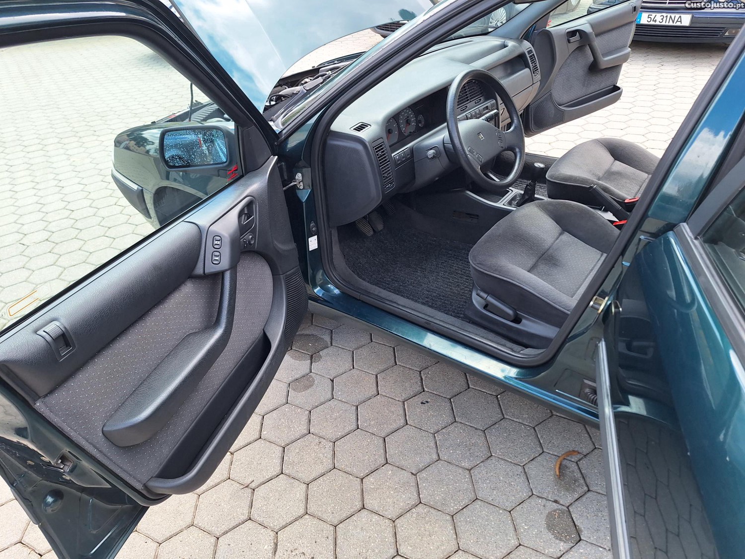 Citroën Xantia 1.6 i VSX — fotografia 5