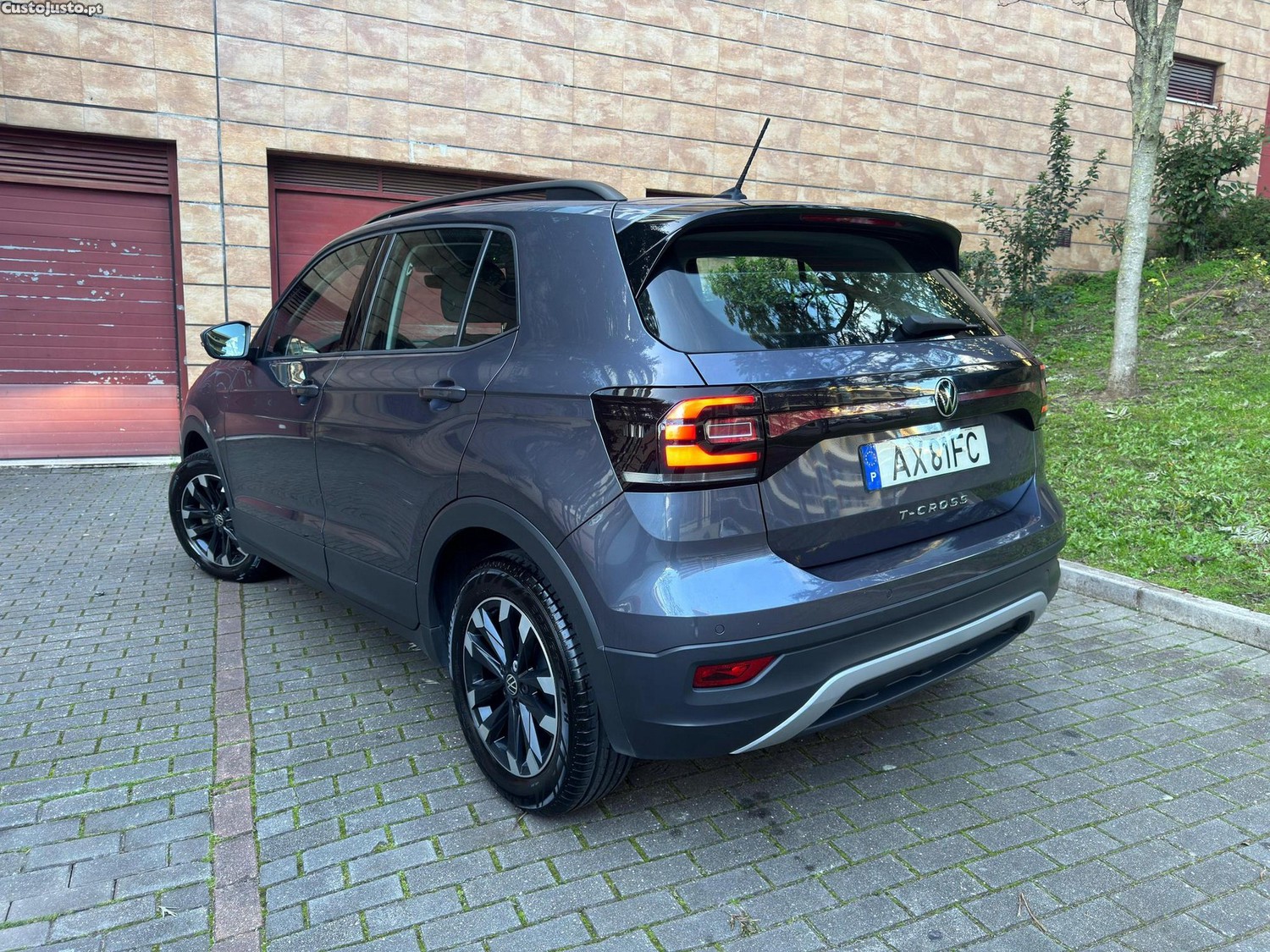 Volkswagen T-Cross 1.0 TSI — fotografia 12