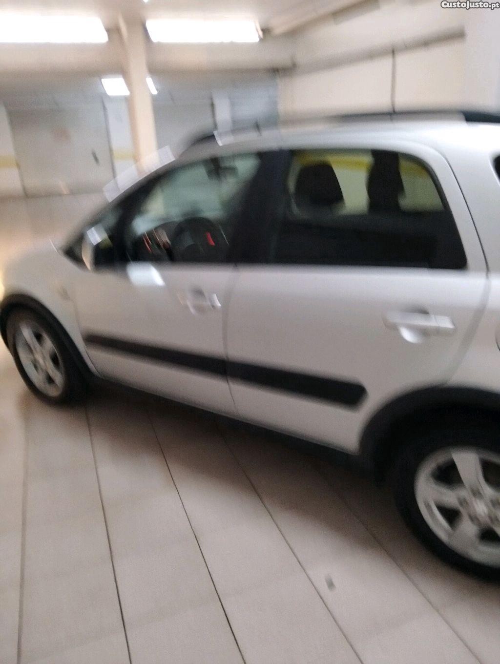 Suzuki SX4 Famíliar — fotografia 5