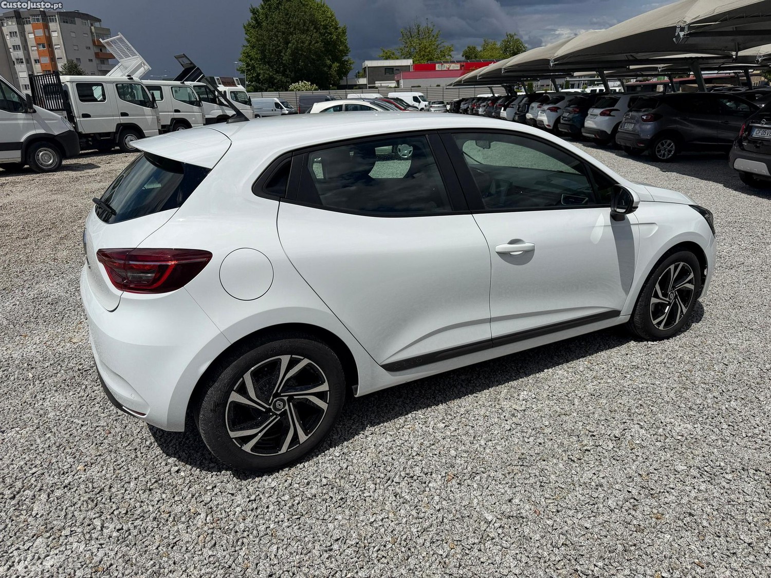 Renault Clio 1.0 TCe Techno — fotografia 9