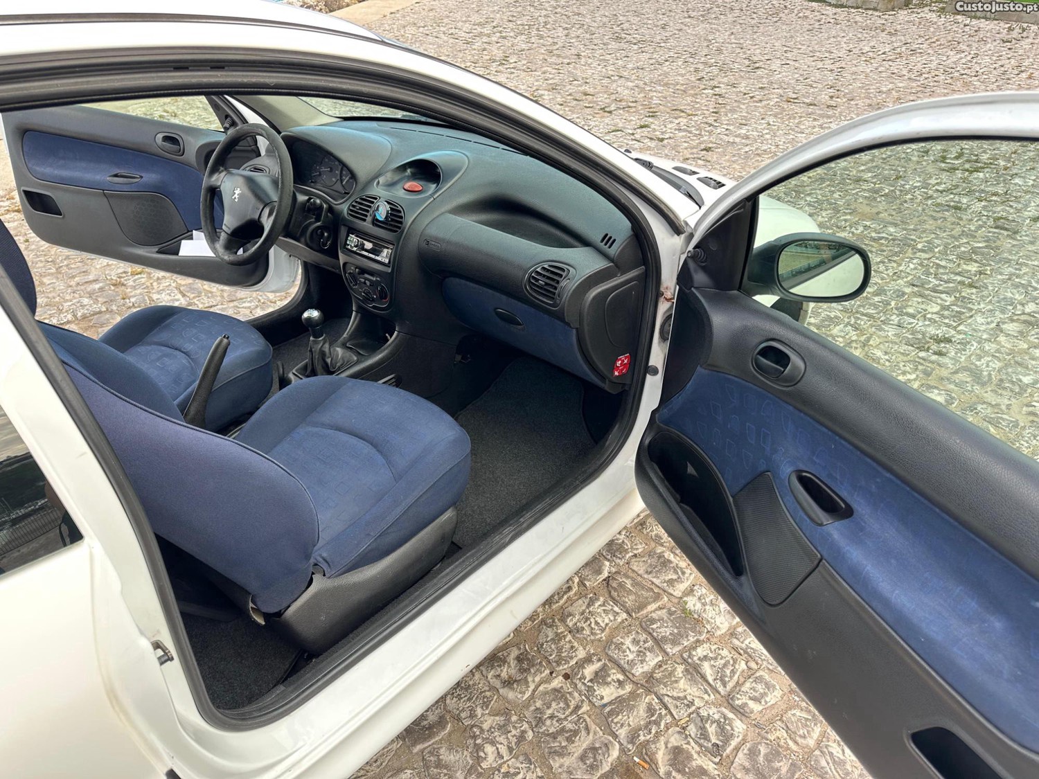 Peugeot 206 HDI — fotografia 3