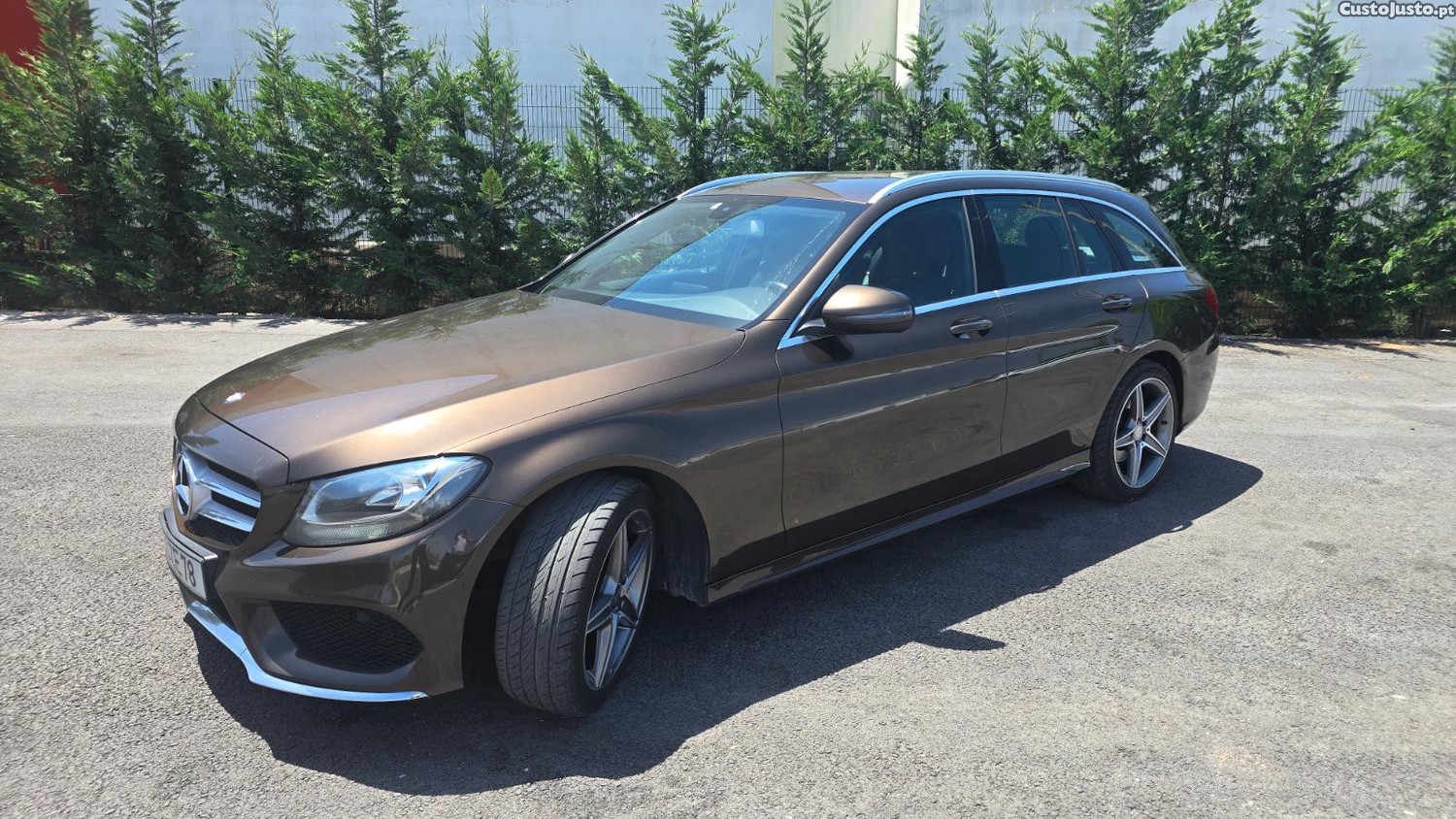 Mercedes-Benz C 200 d AMG Line — fotografia 5