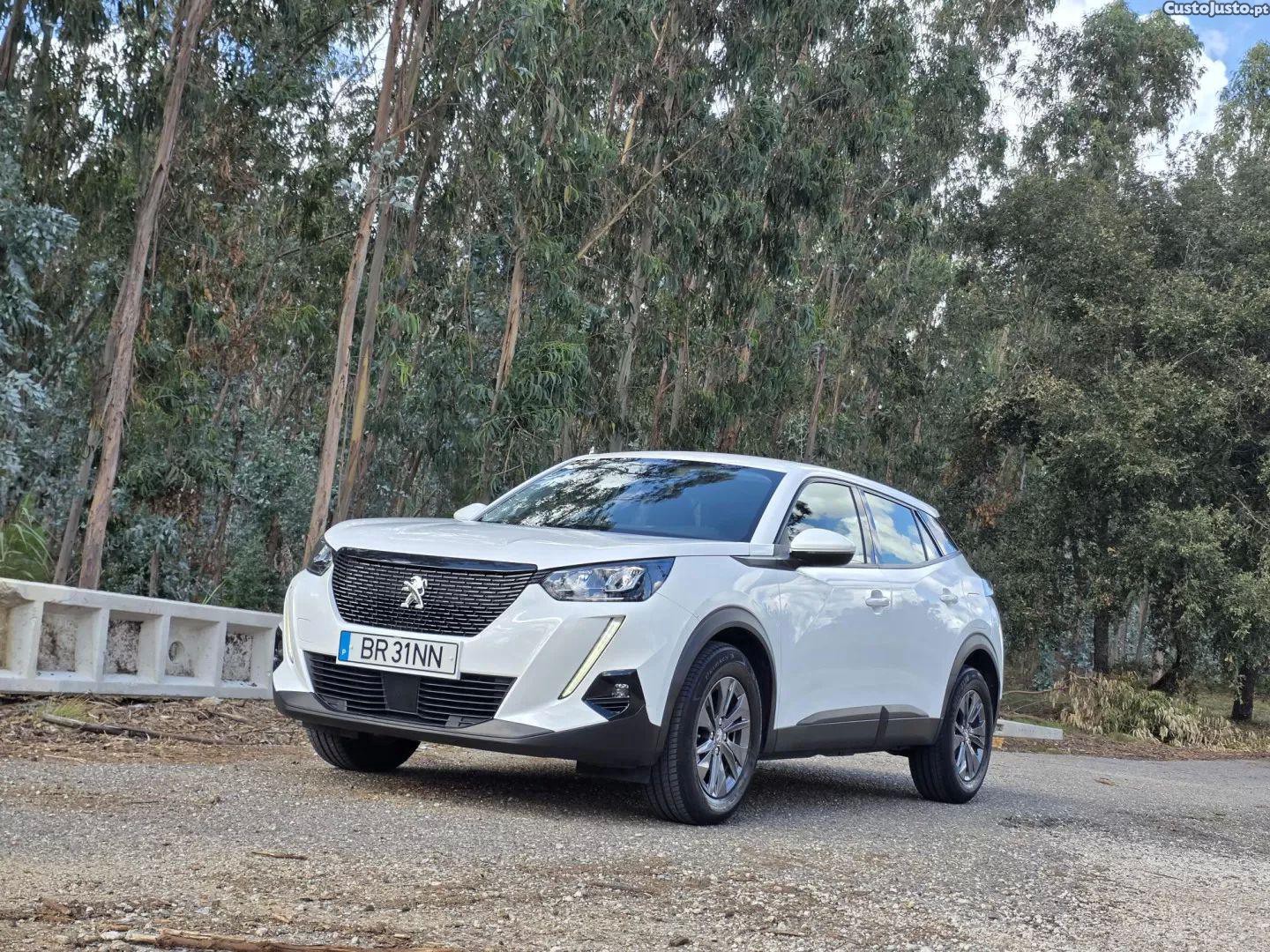 Peugeot 2008 1.2 puretech active — fotografia 3
