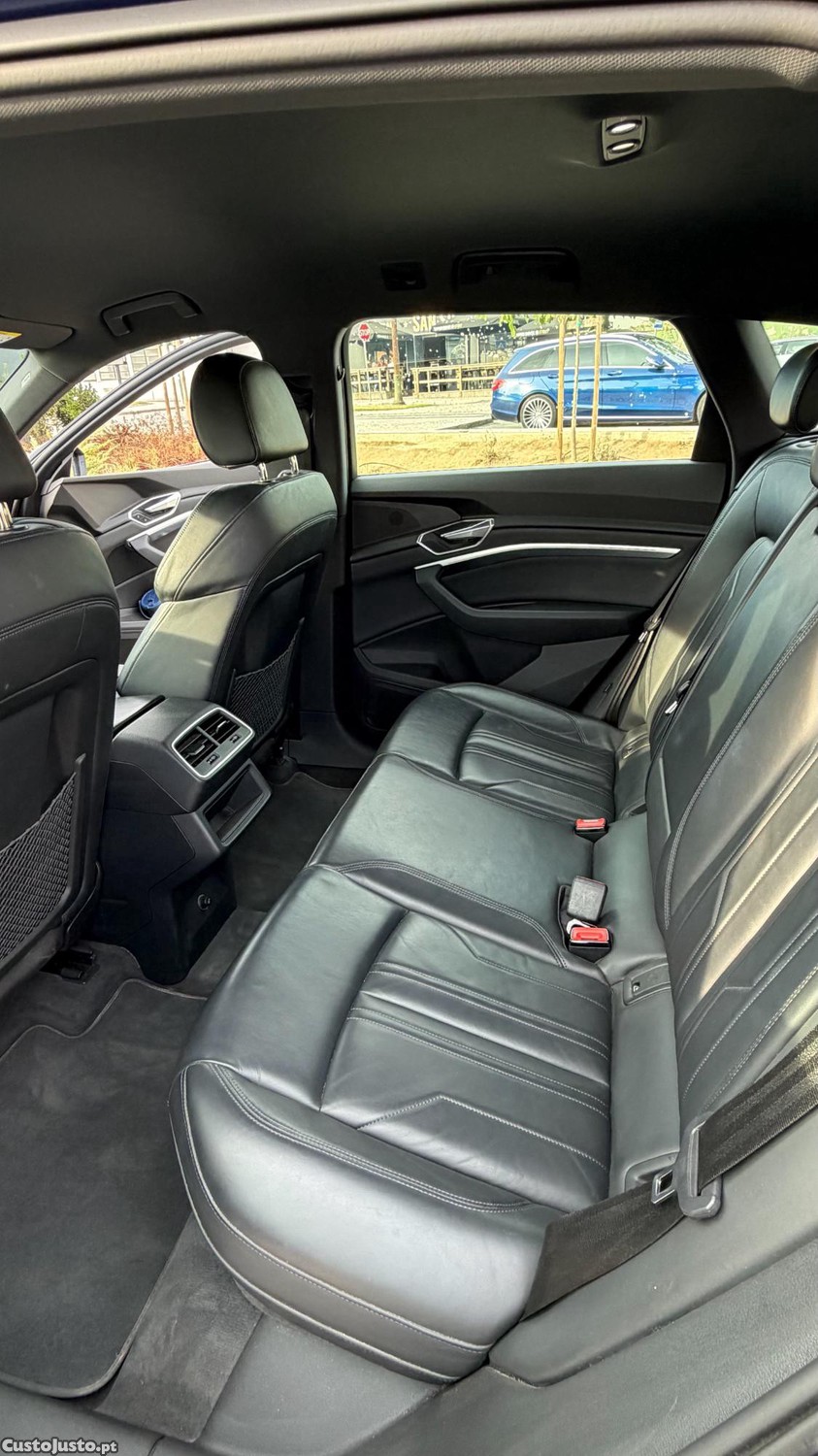 Audi e-tron 55 quattro Advanced - 23 — photo 3