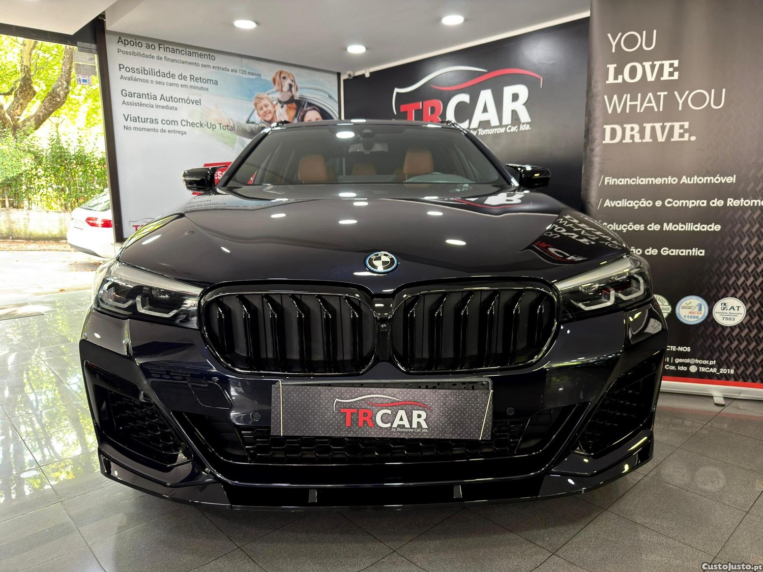 BMW 520 e Pack M - 22 — photo 5