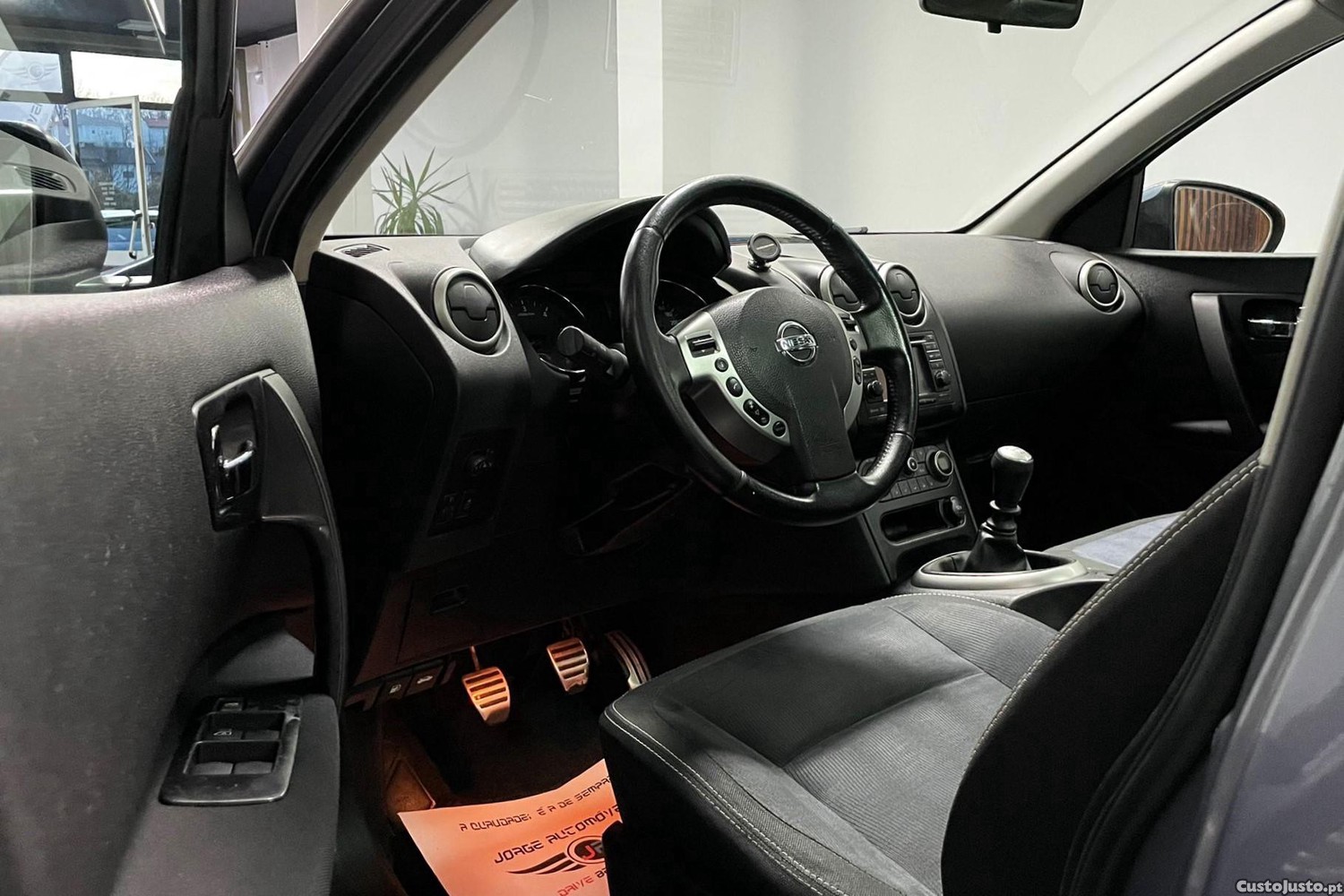 Nissan Qashqai 1.5 dCi Acenta C/ Teto panorâmico — fotografia 4