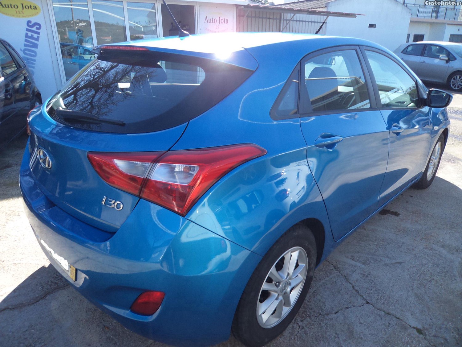 Hyundai i30 1.4 CRDI - 16 — photo 2