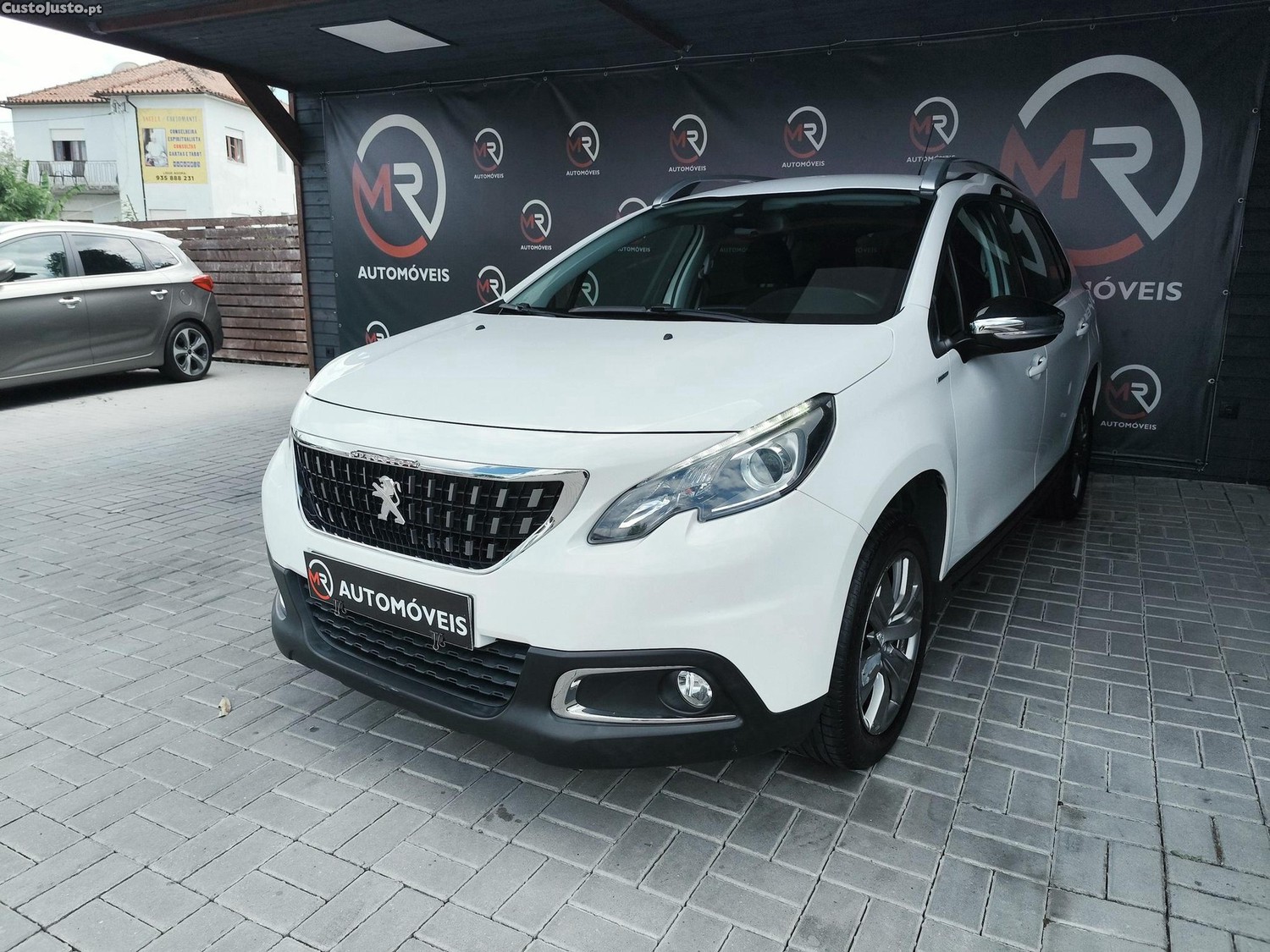 Peugeot 2008 1.2 PureTech Style - 17 — photo 2