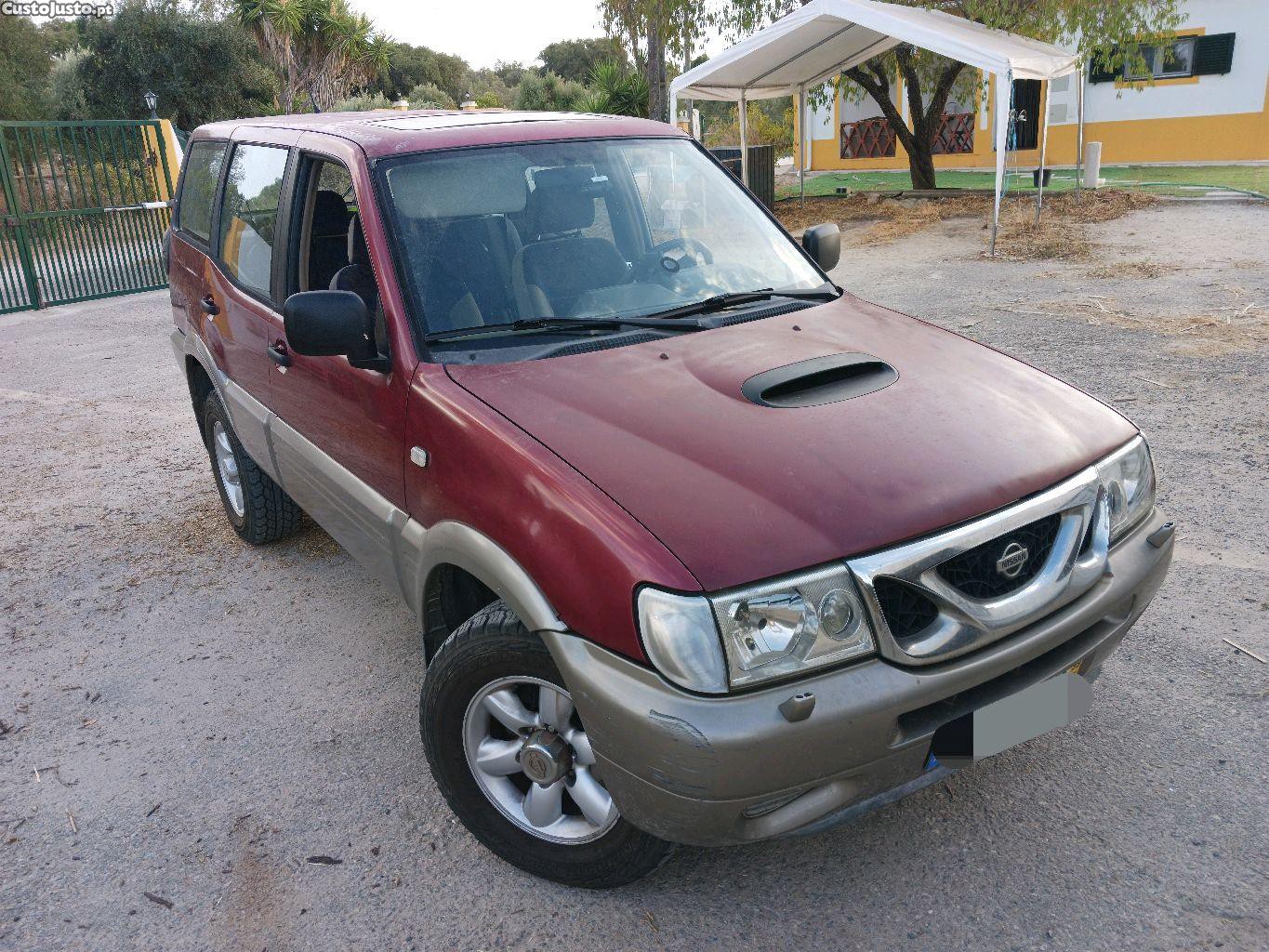 Nissan Terrano 2.7 tdi 7 lugares — photo 5