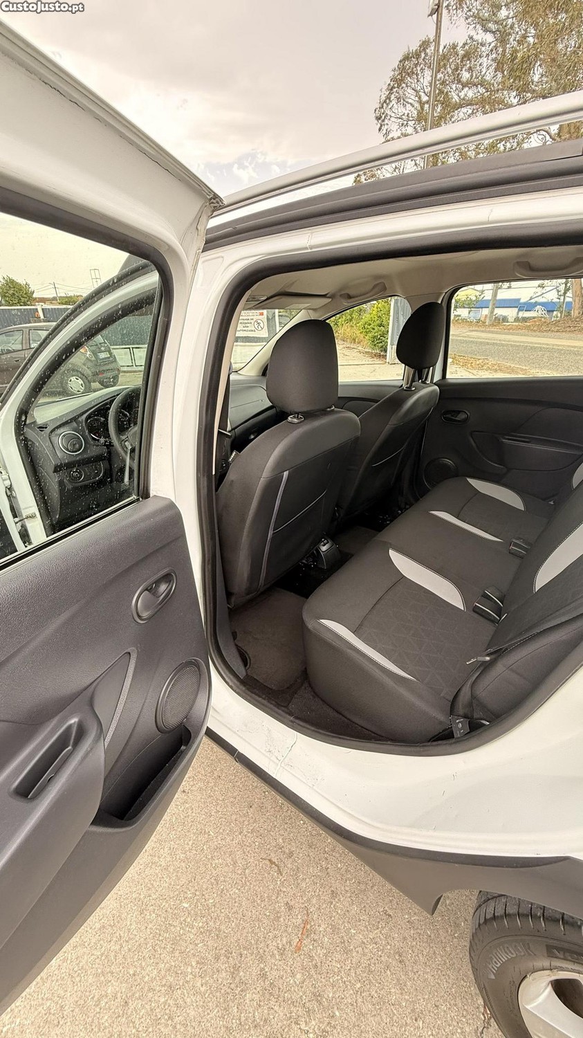 Dacia Sandero Stepway 0.9 TCe de 2015 — fotografia 3
