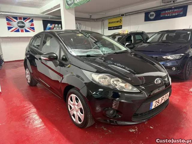 Ford Fiesta 1.4 tdci — fotografia 17