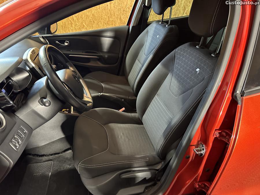 Renault Clio 0.9 TCE — fotografia 10