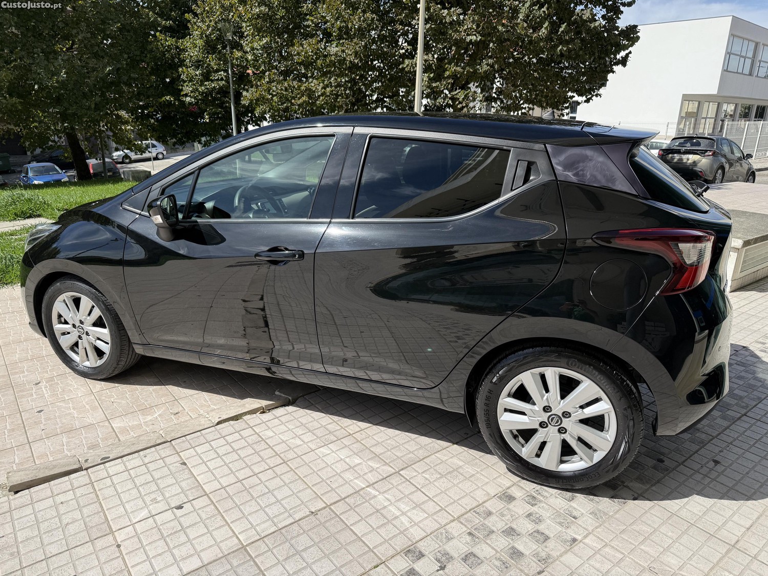 Nissan Micra Tekna - 19 foto 2