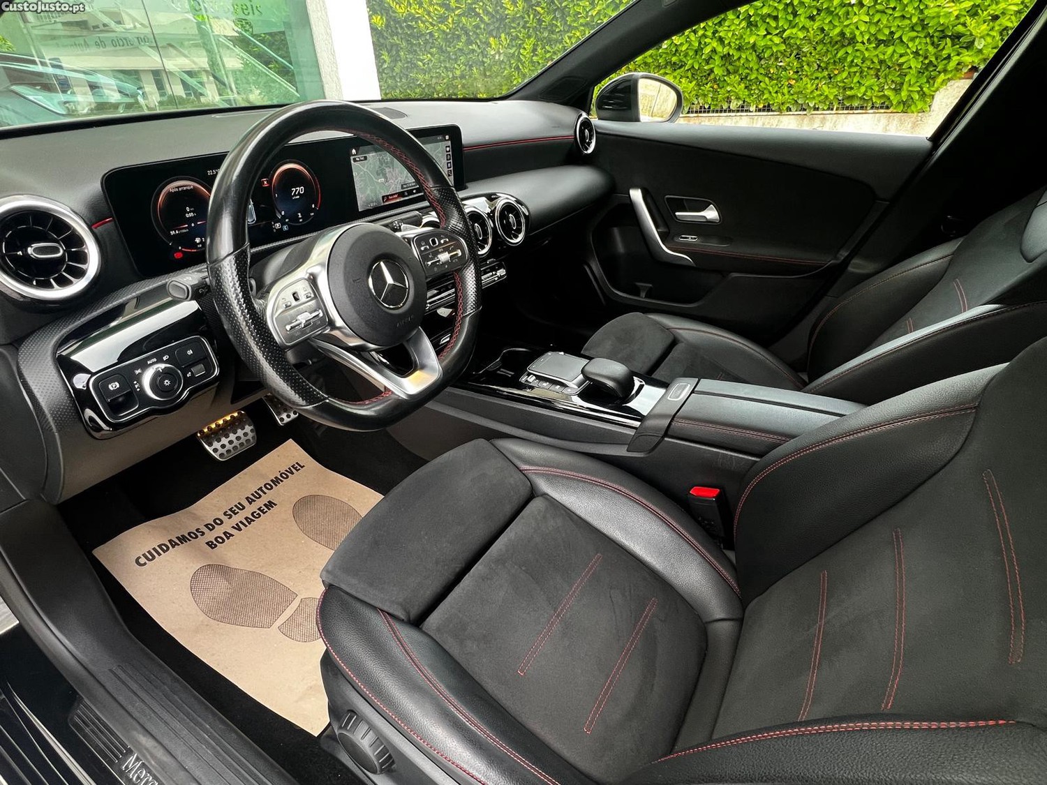 Mercedes-Benz A 180 A180 D AMG Line Automático — fotografia 13