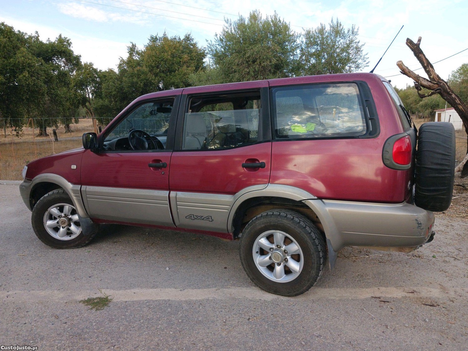 Nissan Terrano 2.7 tdi 7 lugares — photo 3