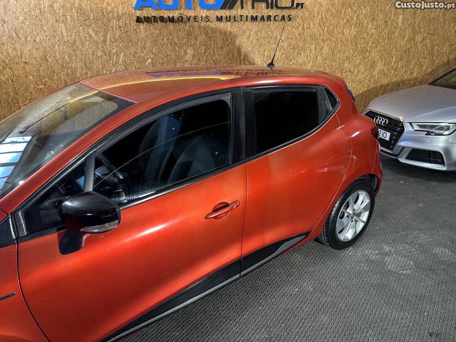 Renault Clio 0.9 TCE — fotografia 12