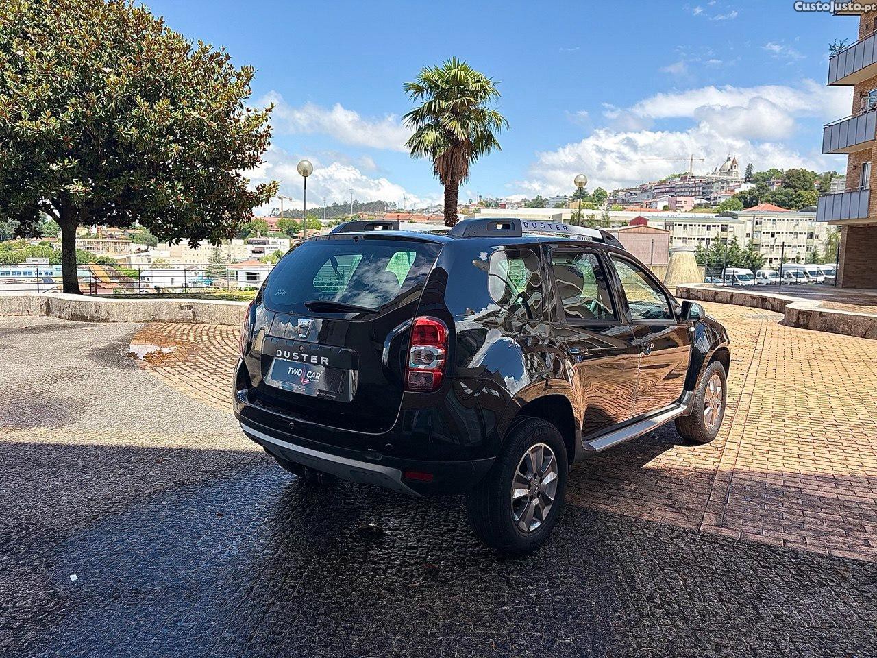 Dacia Duster 1.5DCI 110CV PRESTIGE — fotografia 11