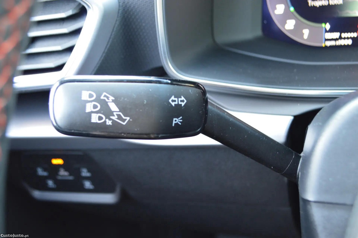 SEAT Leon 1.5 TSI e-Hybrid FR DSG — fotografia 14