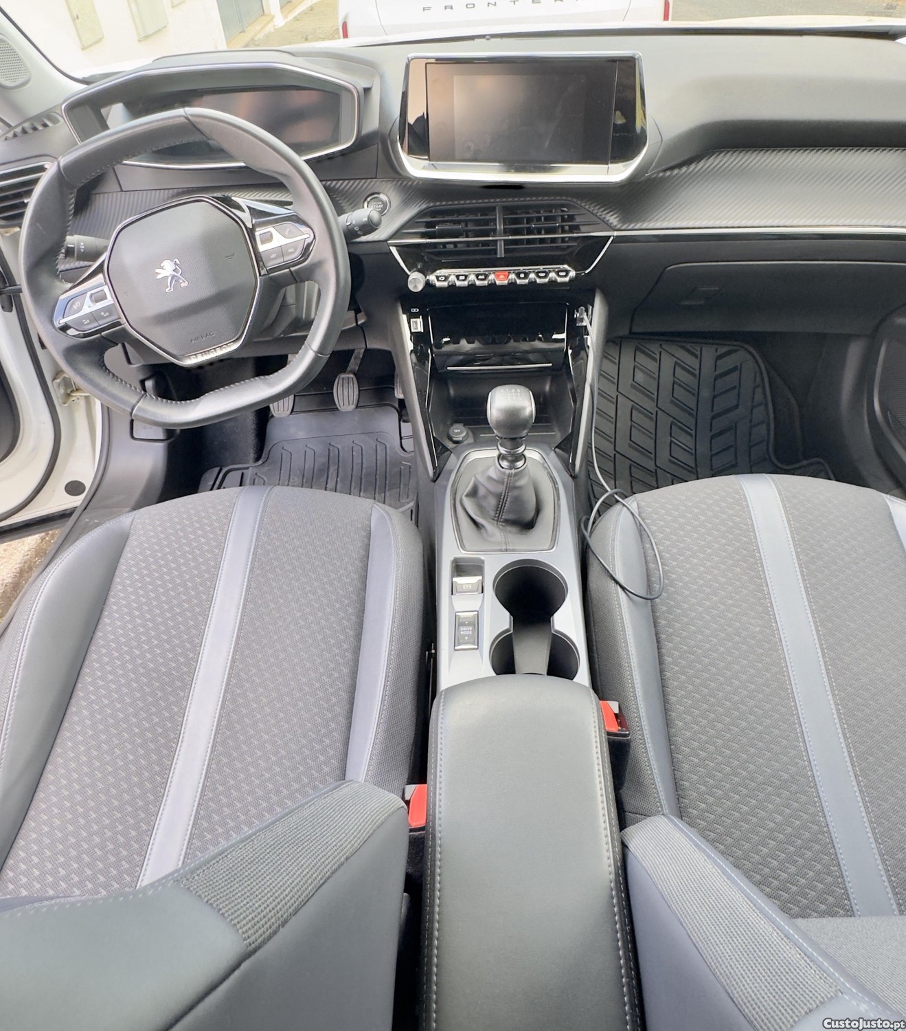 Peugeot 2008 Allure — photo 5