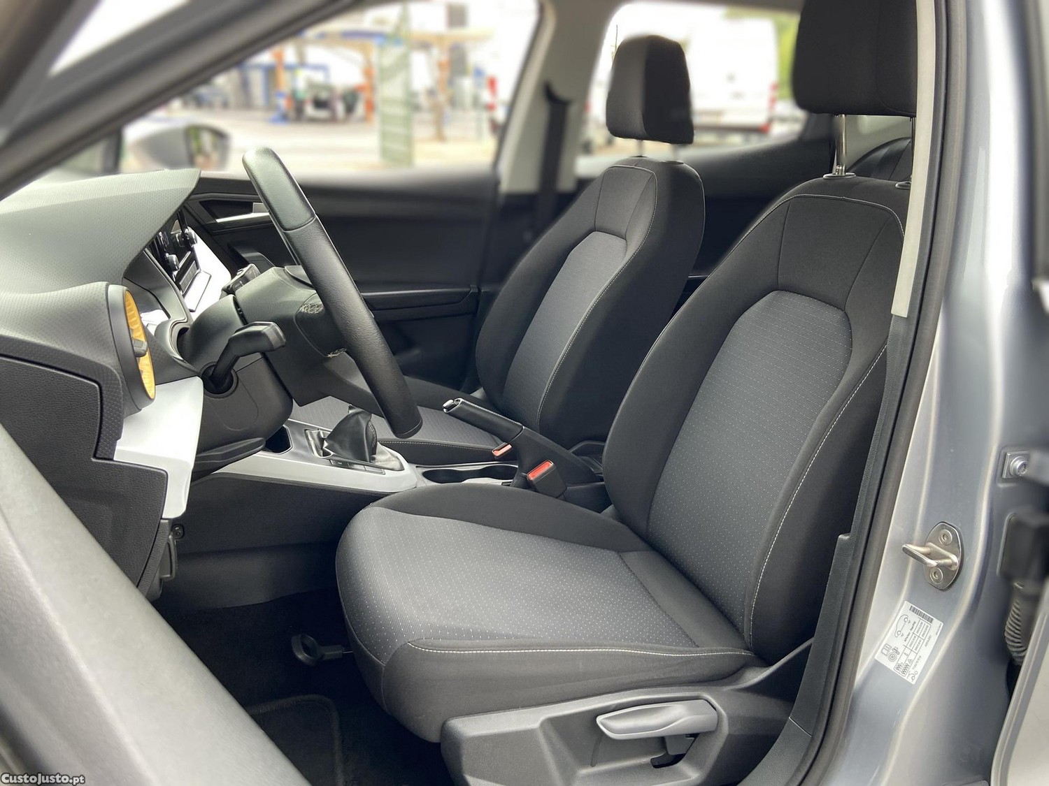 SEAT Arona 1.0 TSI Style — fotografia 6