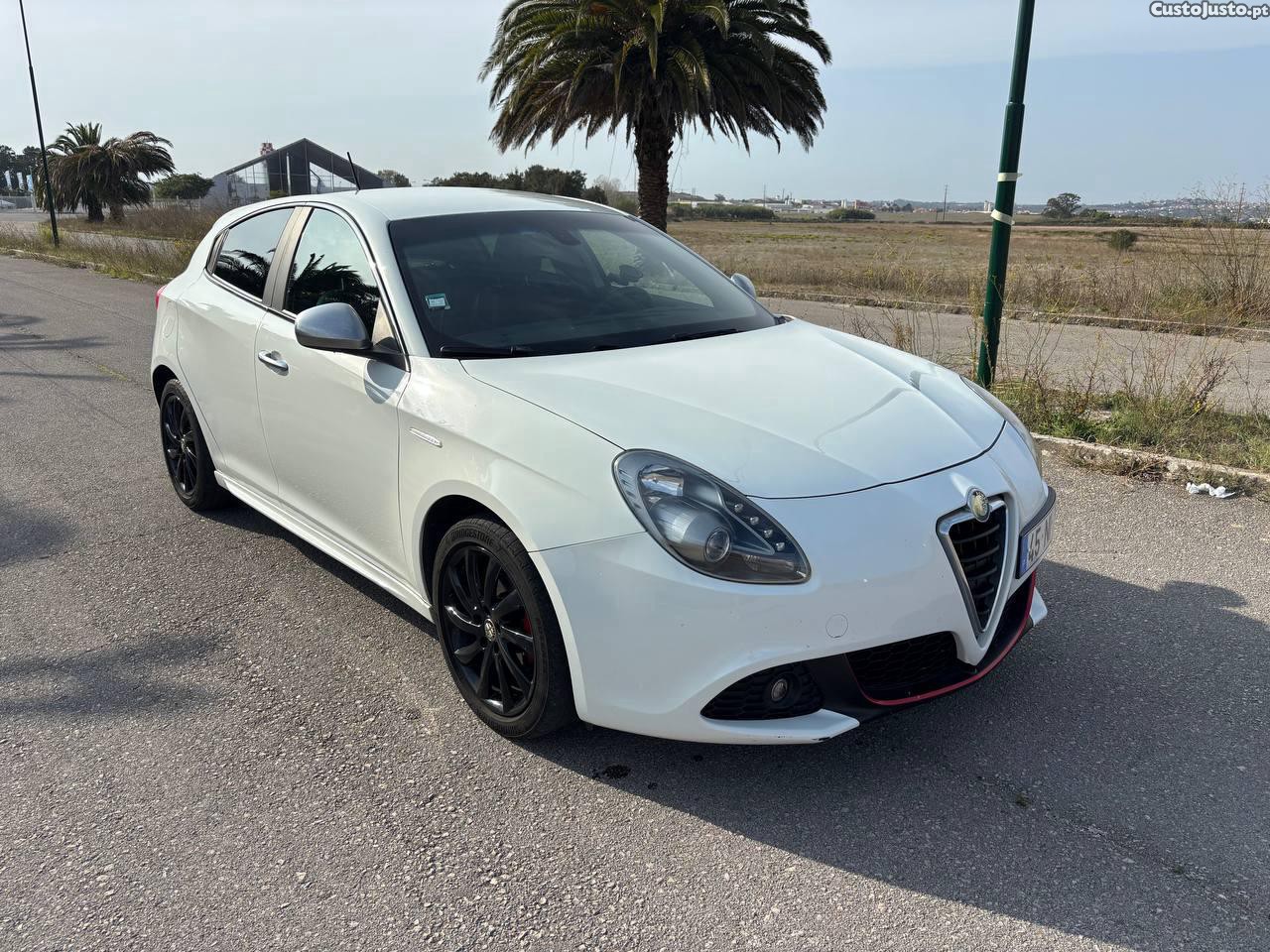 Alfa Romeo Alfa 6 Giulietta — photo 2
