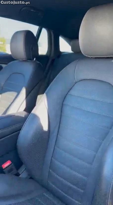 Mercedes-Benz EQC 4 Matic — fotografia 3