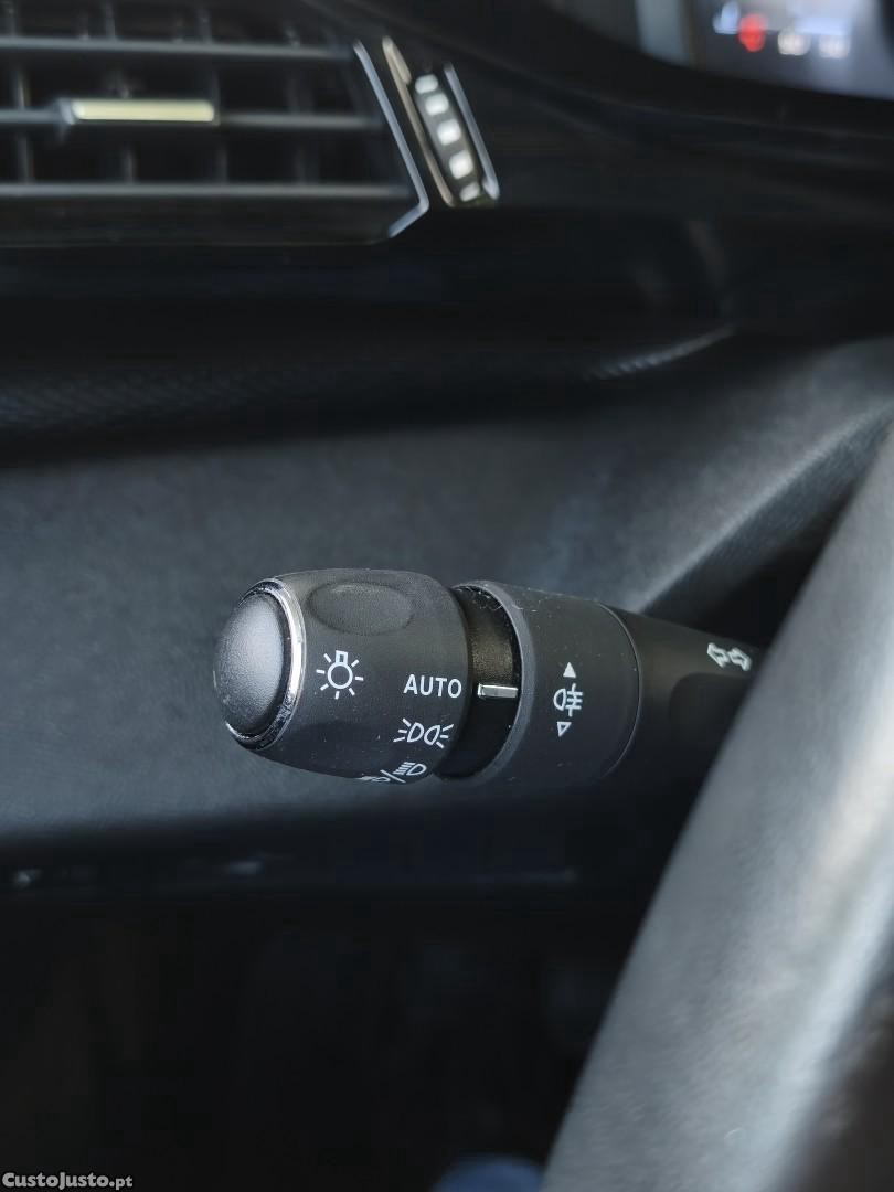 Peugeot 308 PureTech 130 Active Pack — fotografia 7