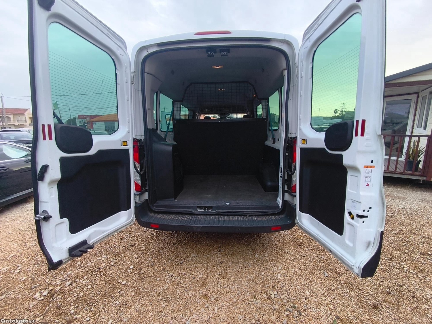 Ford Transit LTM mini-Bus ,9 lugares — fotografia 7
