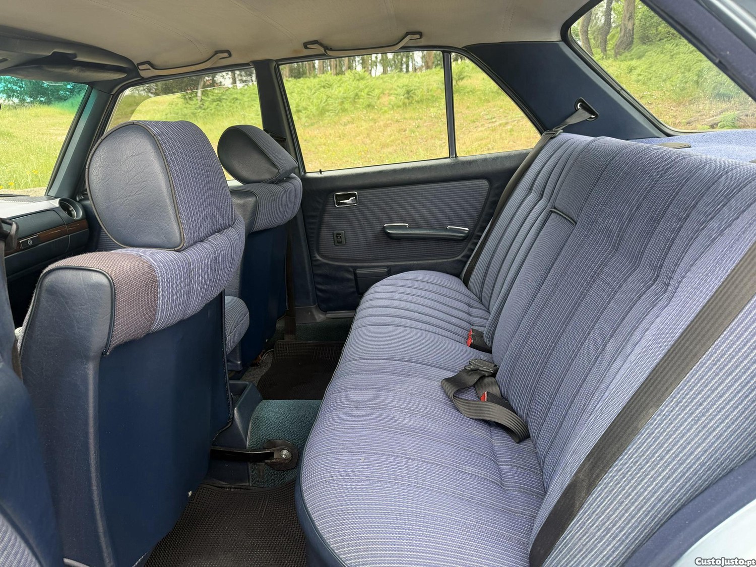 Mercedes-Benz 300 D — fotografia 10
