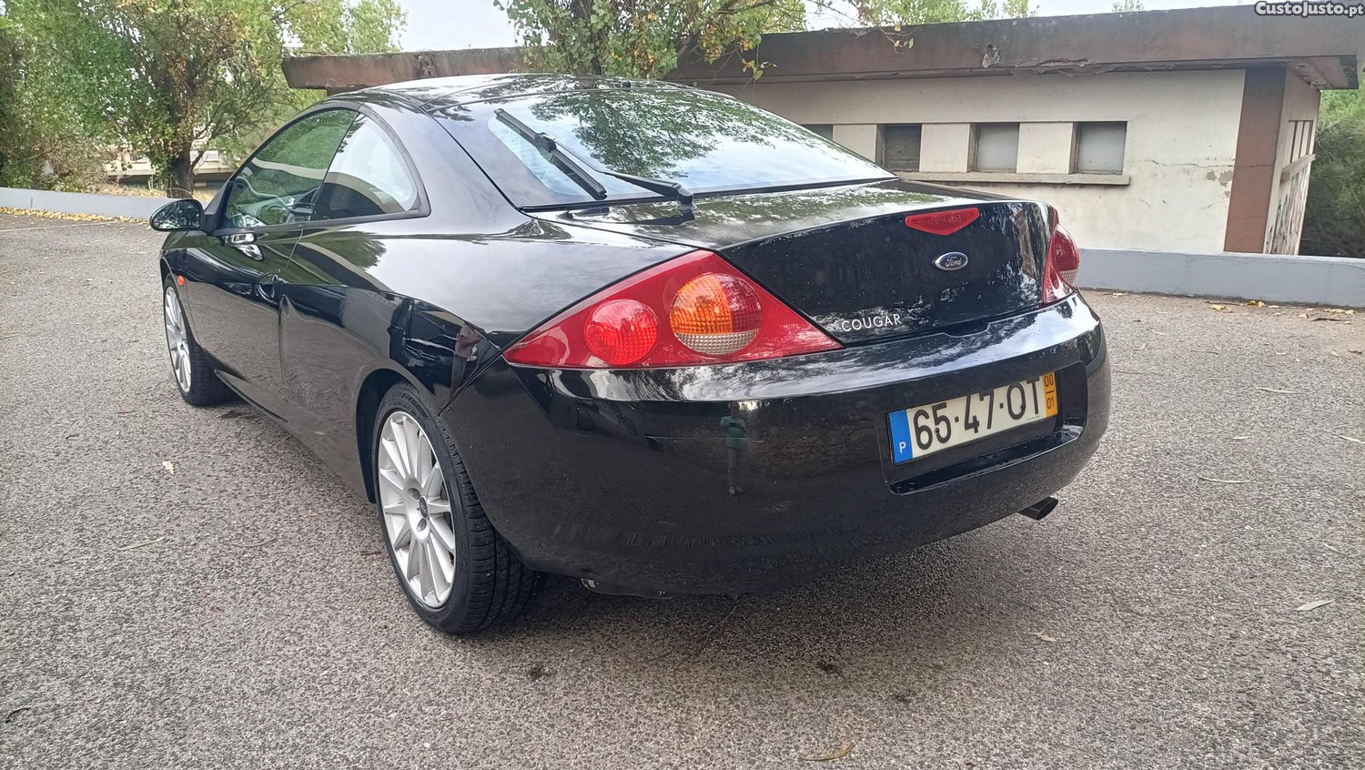 Ford Cougar Cougar 2 Door Coupe - 00 — photo 2