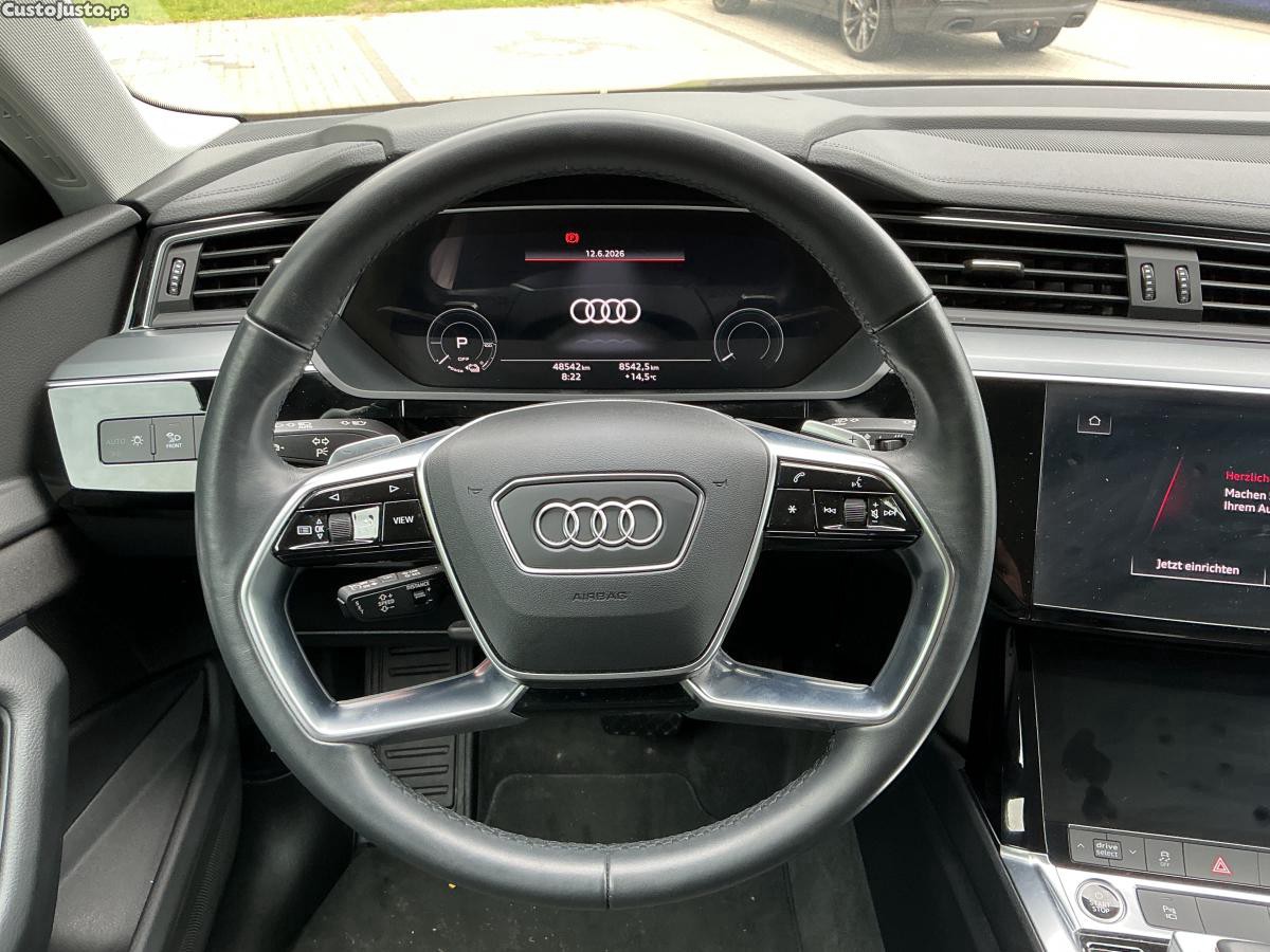 Audi e-tron Advanced — fotografia 12