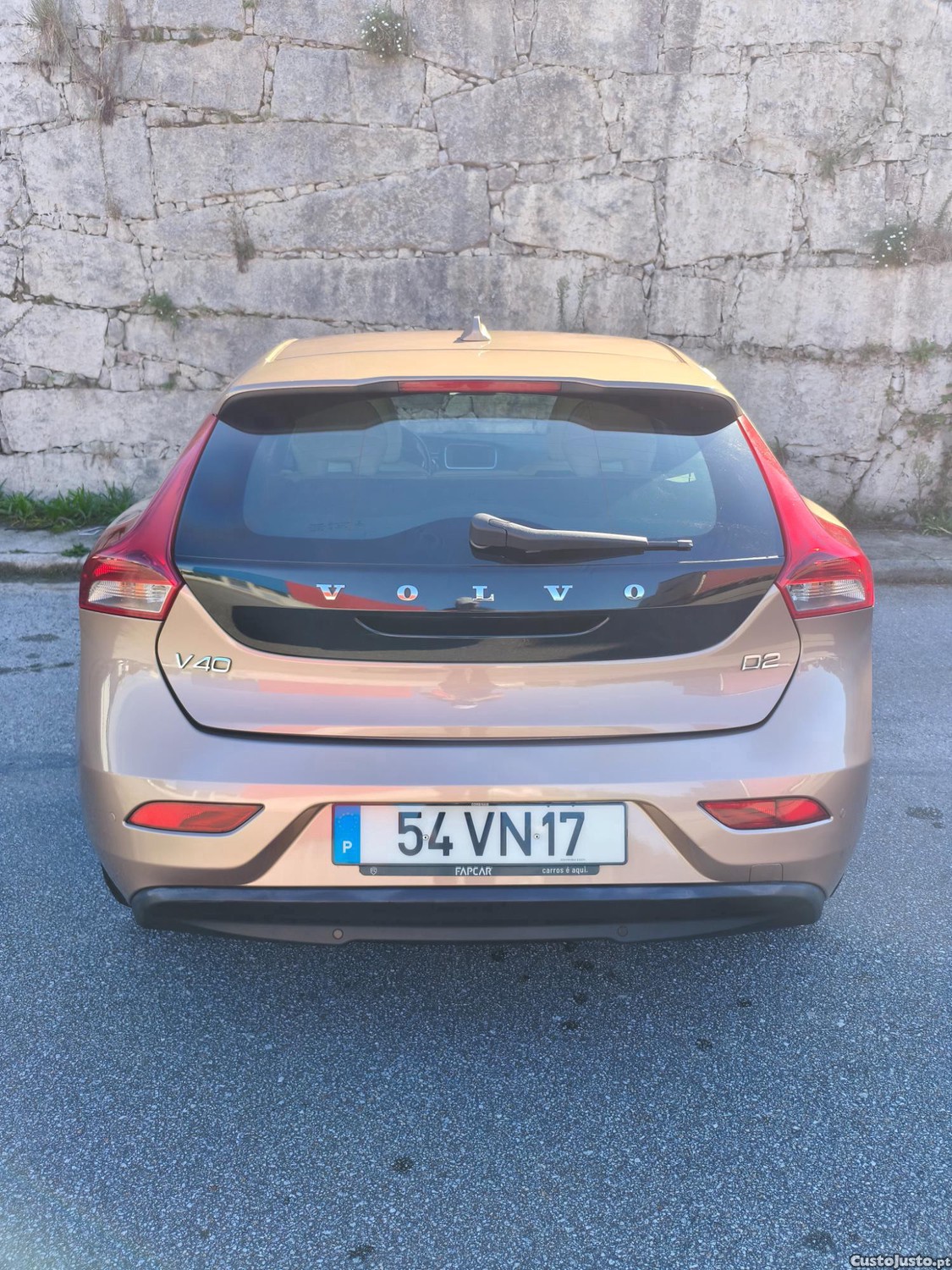 Volvo V40 Momentum — photo 5