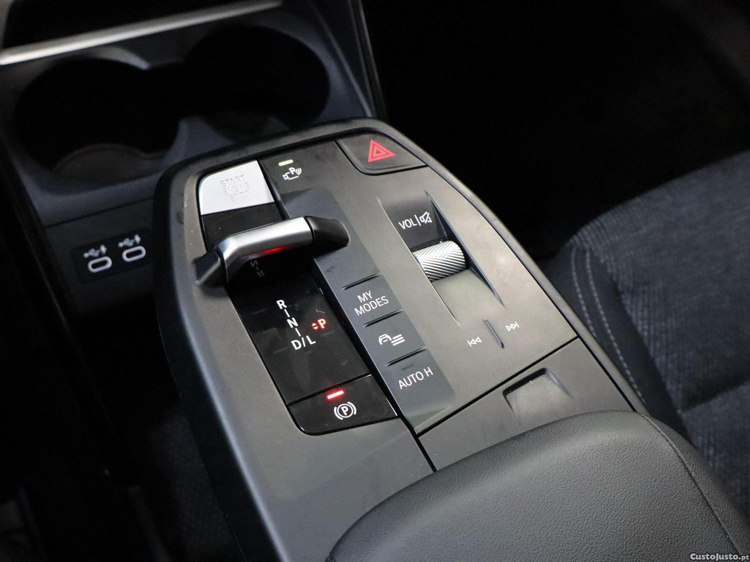 BMW X1 xDrive25e — fotografia 7