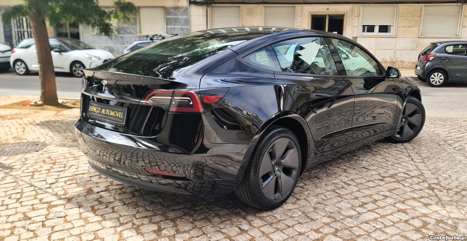 Tesla Model 3 Long Range Tração Traseira — fotografia 11