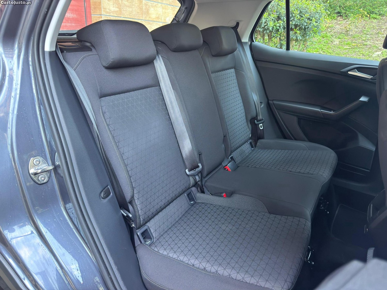 Volkswagen T-Cross 1.0 TSI — fotografia 7