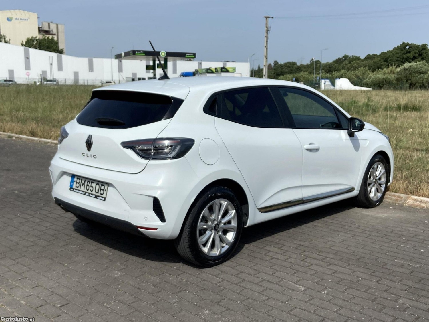Renault Clio 1.0 TCe Evolution — fotografia 18