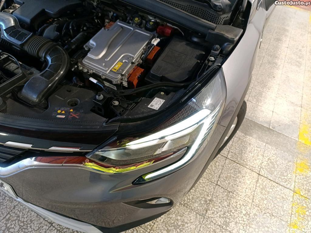 Renault Captur 1.6 E-Tech Plug-In Intens 160cv — fotografia 23