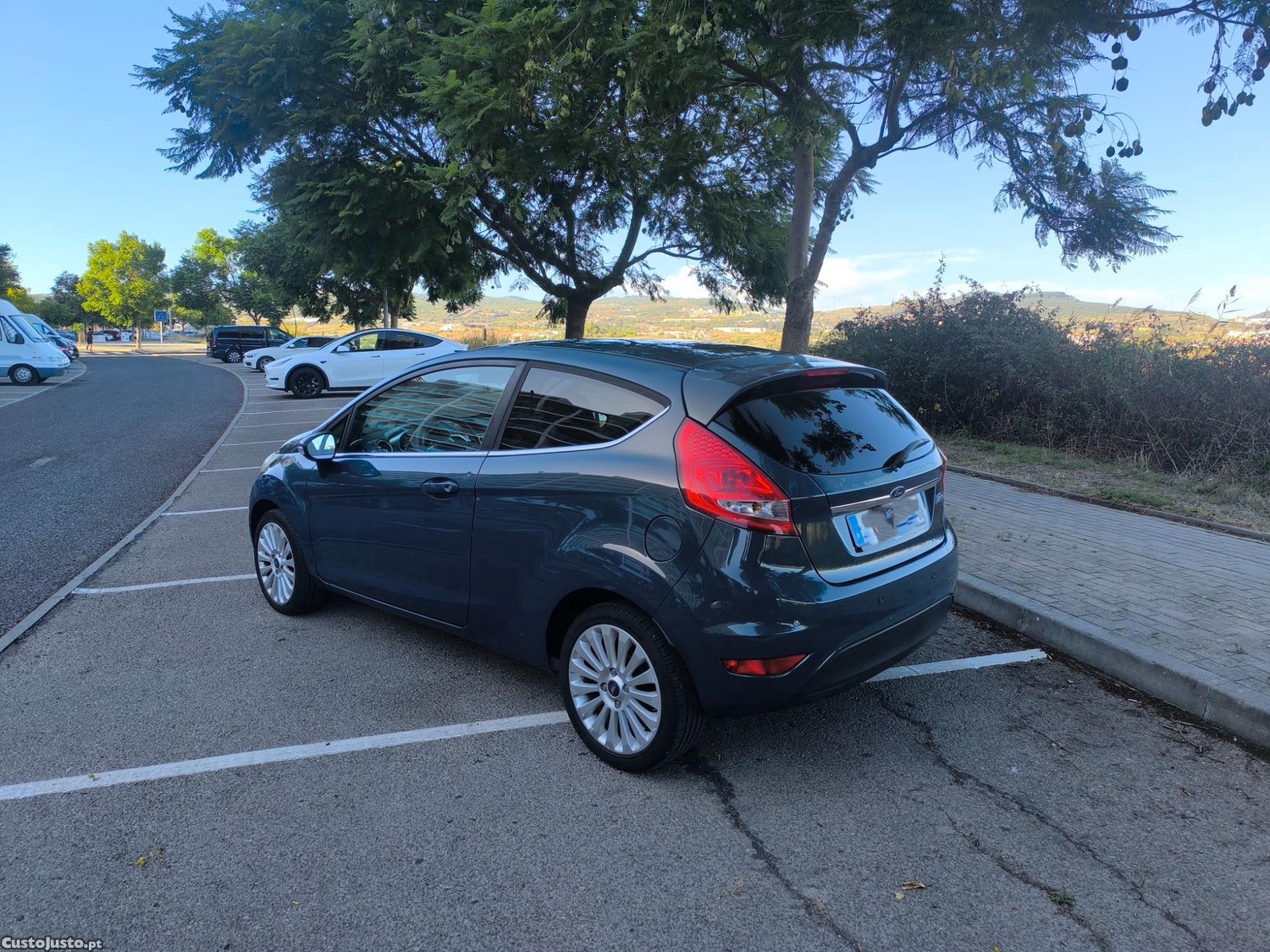 Ford Fiesta Ford Fiesta 1.2 gasolina 120mil km Dist.mudada — photo 2