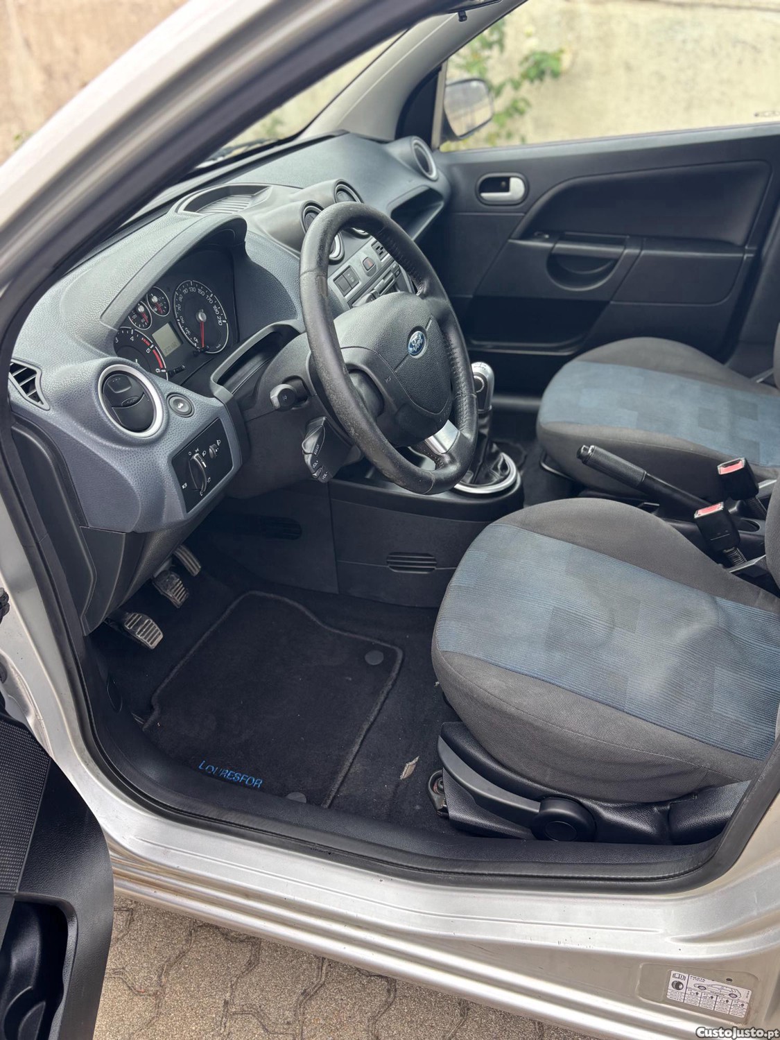 Ford Fiesta 1.4 TDCi Trend — fotografia 14