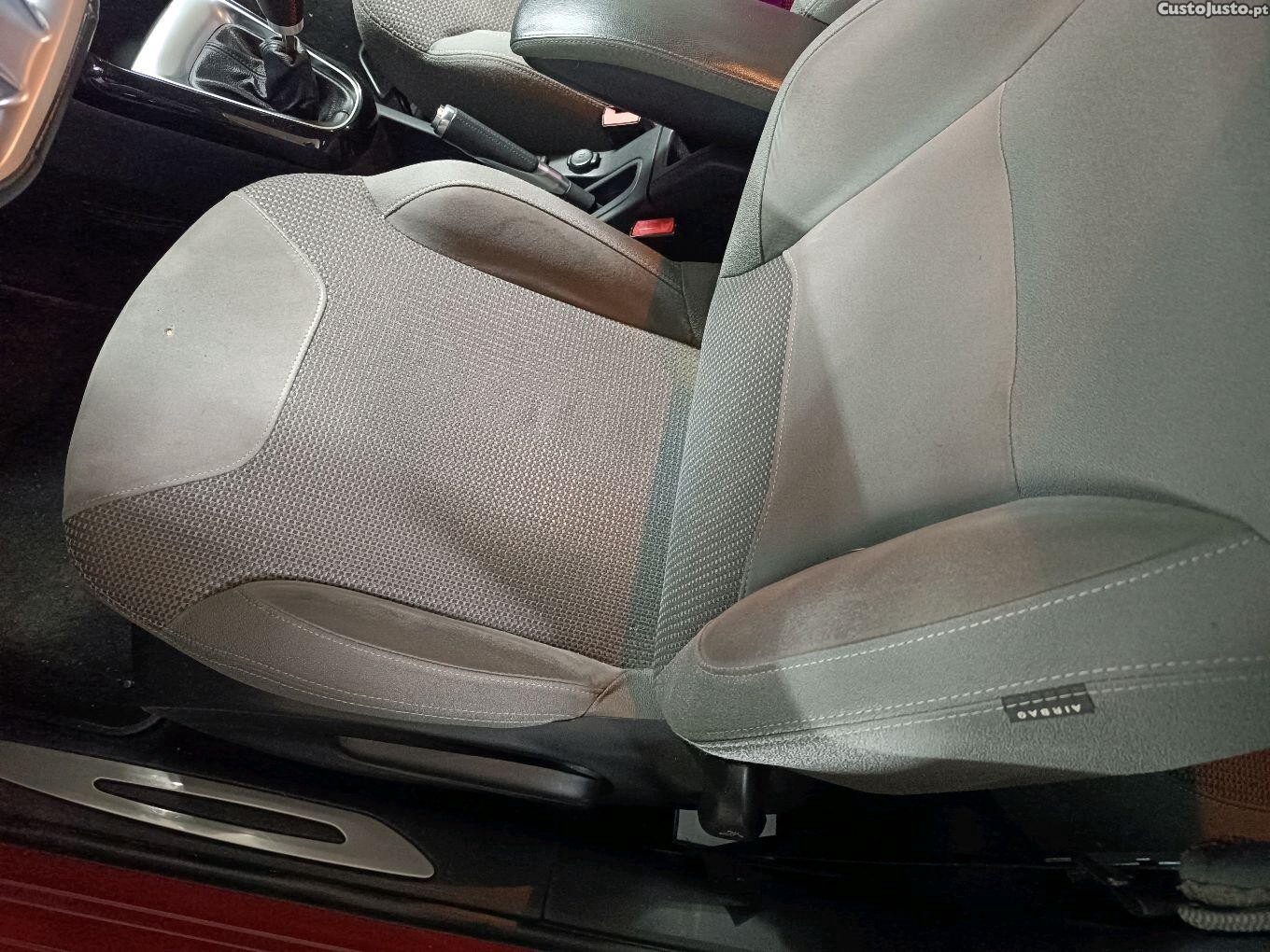 Citroën DS3 Sport Chic — photo 4