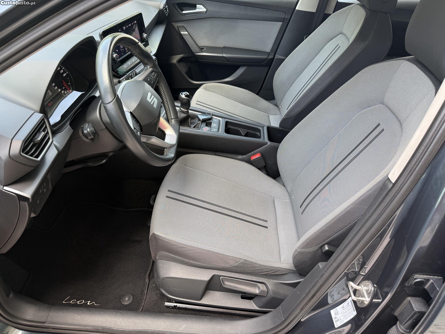 SEAT Leon ST — fotografia 4