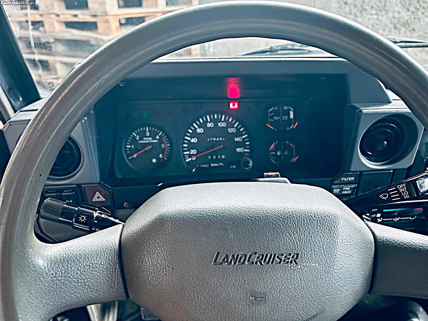 Toyota Land Cruiser VKZJ70 — fotografia 9